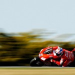 Tips on photographing motorcycle or car races