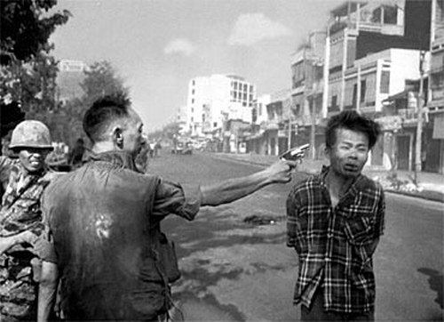 Iconic Photograph - Nguyen Ngoc Loan executing Nguyen Van Lem